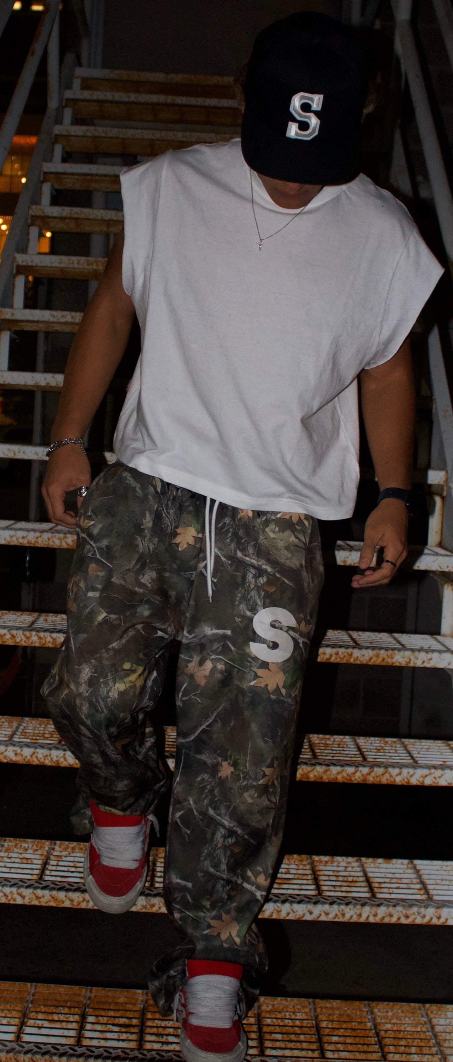Baggy Dark Camo Sweatpants